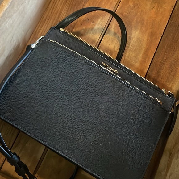 Kate Spade purse - Picture 3 of 5